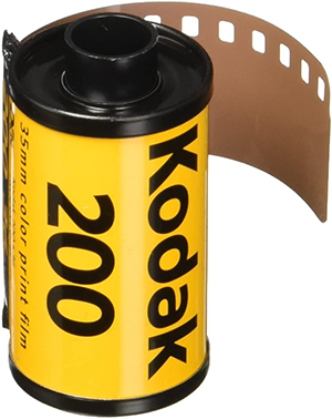 Développement film 135 (24x36) ou appareil jetable Couleur | Kodak_Gold_200_135-36@300.jpg