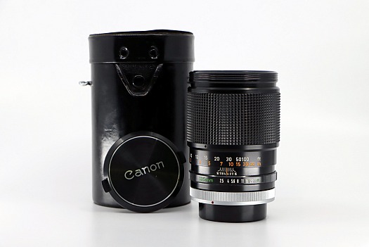 Canon FD 135mm F2.5