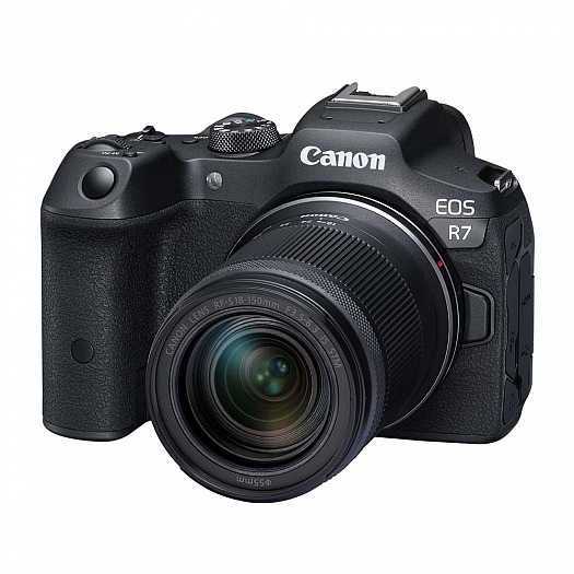 Canon EOS R7 + 18-150mm