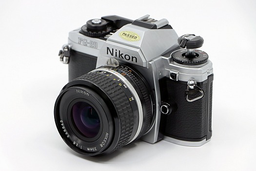Nikon FG-20 + NIKKOR 35mm F2.8