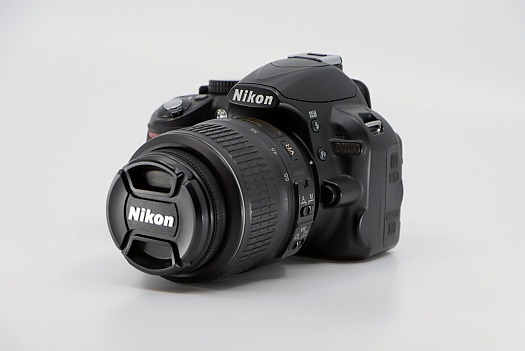 Nikon D3100 + NIKKOR AF-S 18-55mm F3.5-5.6